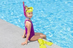 Bestway ® Crusader Essential Child 3+ Snorkel Set With Fins Outlet